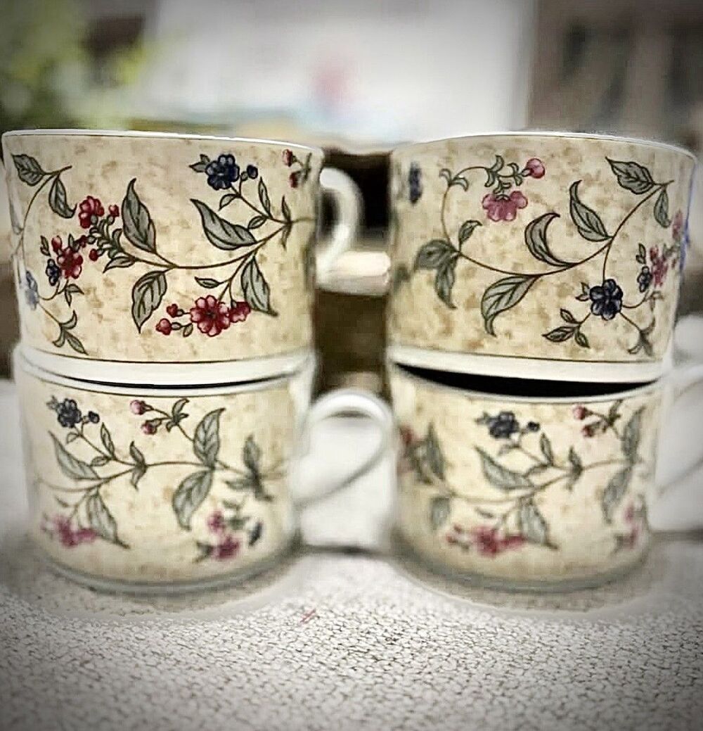 Set 4 Vintage Floral Coffee Mugs Design Pac Cottage Farmhouse Teacups